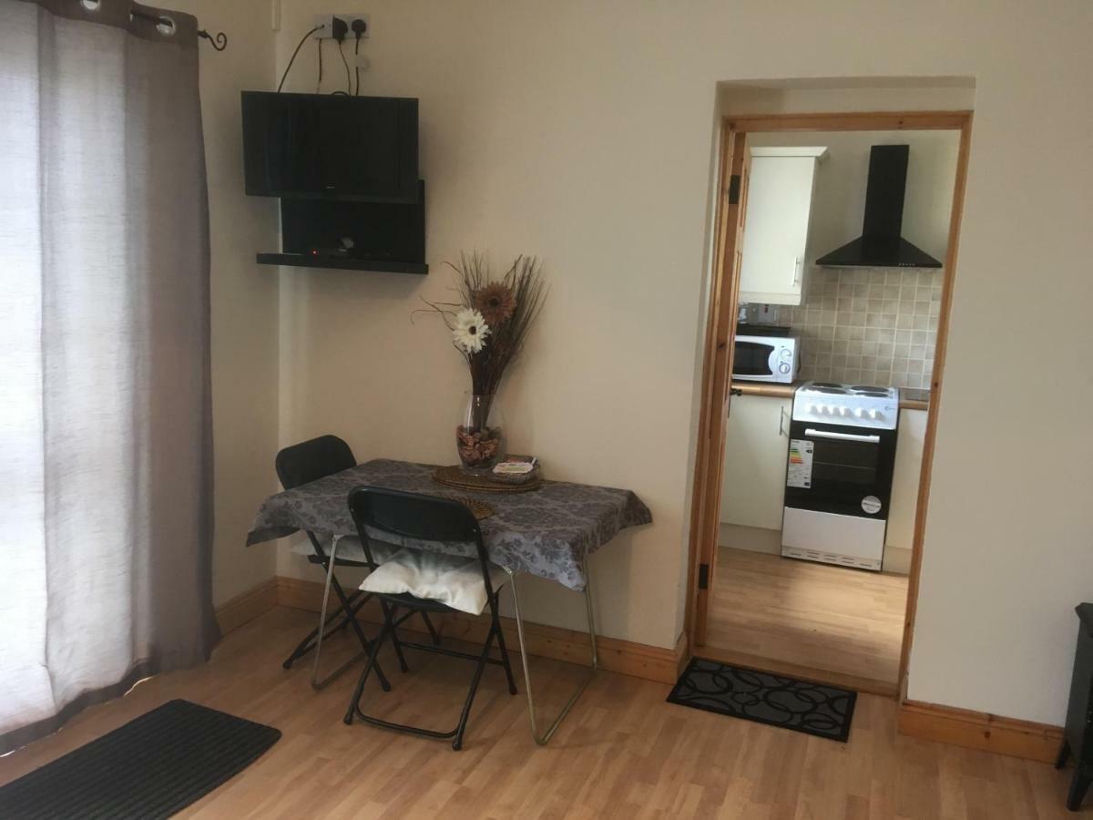 Baurleigh Studio Apartment P72F340 Lissaphooca Cross Roads Eksteriør billede