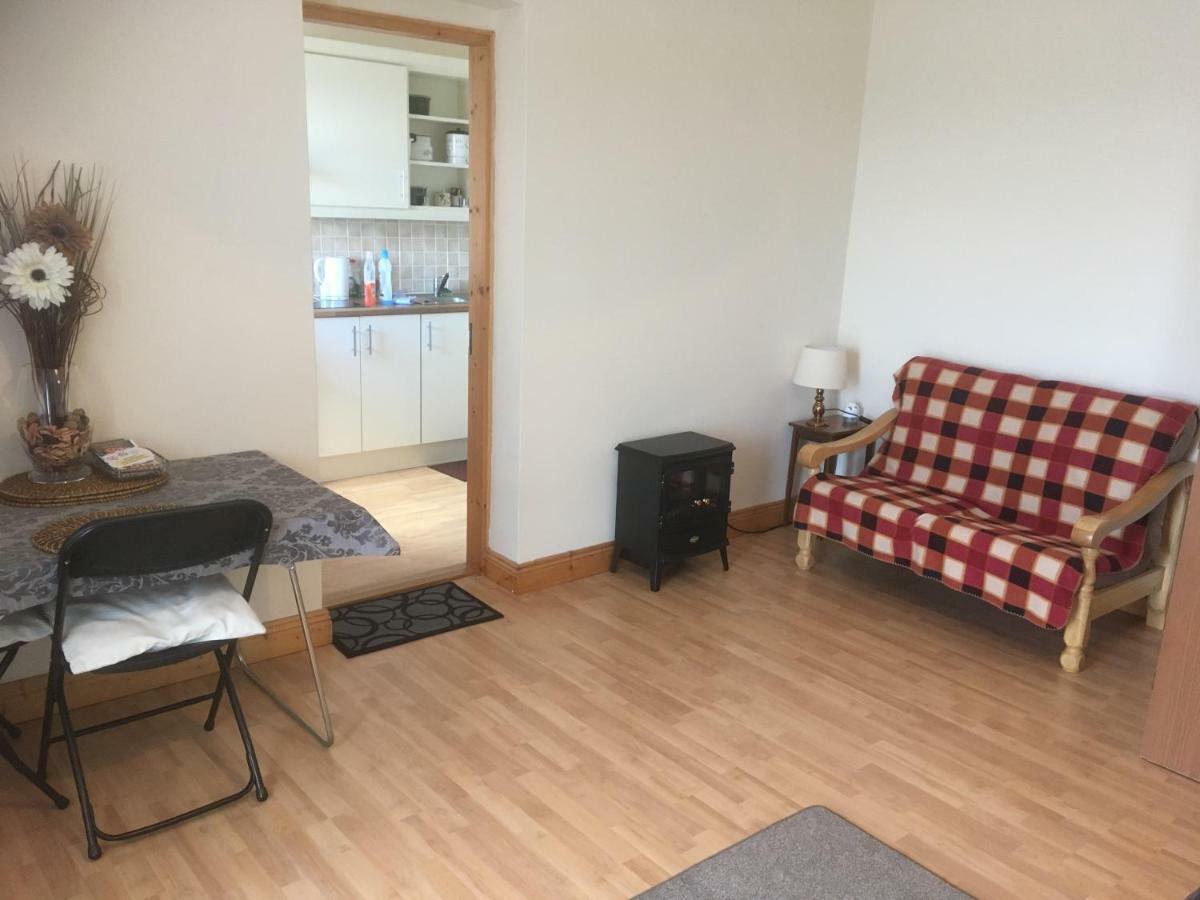 Baurleigh Studio Apartment P72F340 Lissaphooca Cross Roads Eksteriør billede